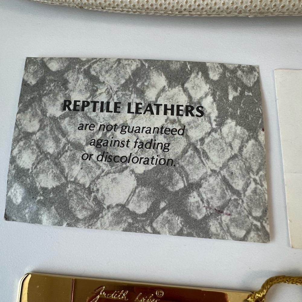 Judith Leiber Vintage Lizard Skin Bag. Good Condition. - Picture 9 of 16